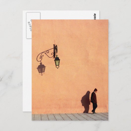 Man passeert de stadsmuren van Marrakech, Marokko Briefkaart (Voorkant / Achterkant)