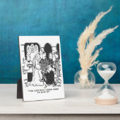 Man probeert Bride voor te stellen op een bruiloft Fotoplaat (Zijkant)