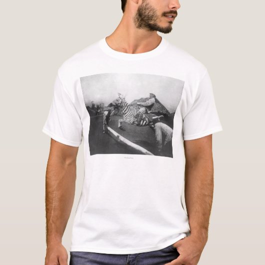 Man Riding Zebra — Afsluitingsfoto T-shirt (Voorkant)