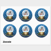 Man sneeuw in een sneeuwkraker-ronde ronde sticker (Vel)