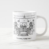 Man spoelt zijn tropische vis - grappige Cartoon o Grote Koffiekop (Rechts)