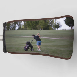 Man swinging een Golfclub Putter Golf Head Hoesje Golfheadcover