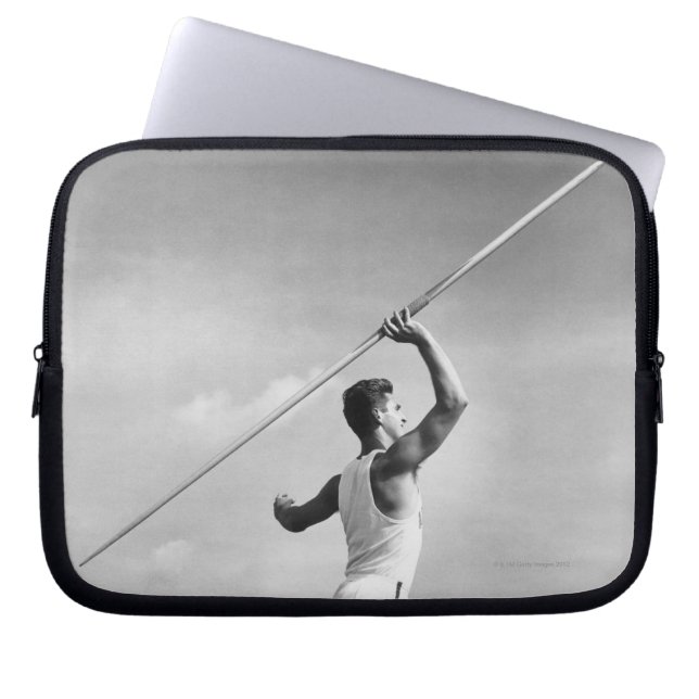 Man Throwing Javelin Laptop Sleeve (Voorkant)