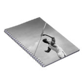 Man Throwing Javelin Notitieboek (Rechterzijde)