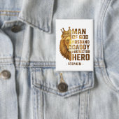 Man van God Lion Crown Design - Man, papa Button (Insitu)
