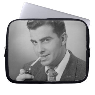 Man verlichting Sigarette Laptop Sleeve