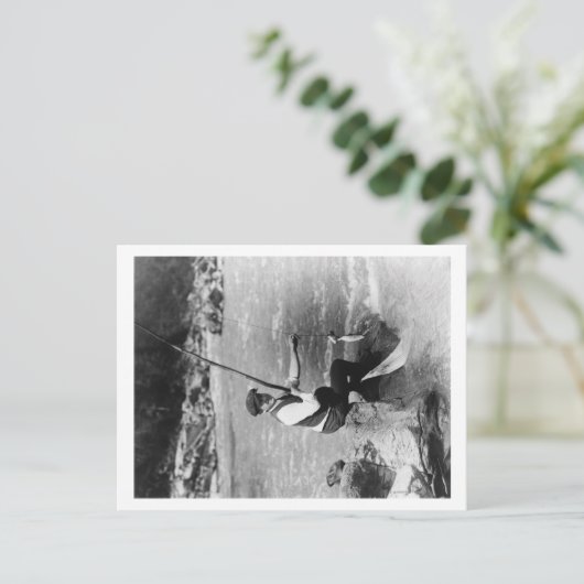 Man Vist en Lands Twee Vissen bij één Fotograp Briefkaart (Staand voorkant)