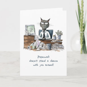 Man Vrijwilliger Bedankt Funny Cat bij Desk Paper Kaart