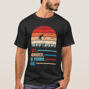 Man & vrouw net getrouwd 30 jaar geleden bruiloft t-shirt