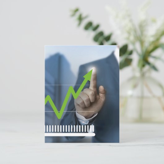 Man waarop het concept "aandelenkoers" is afgebeel briefkaart (Staand voorkant)