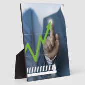 Man waarop het concept "aandelenkoers" is afgebeel fotoplaat (Zijkant)