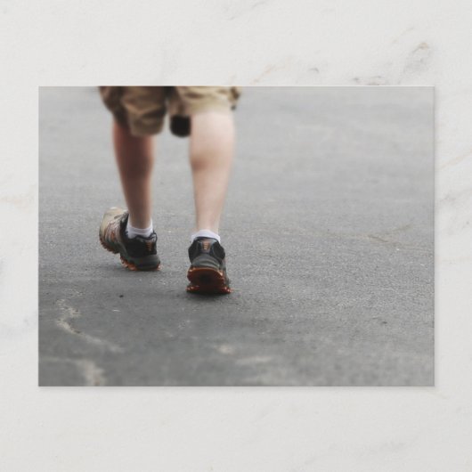 MAN WALKING BRIEFKAART (Voorkant)