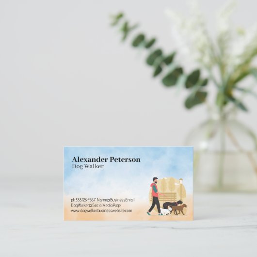 Man Walking Multiple Dogs in het park Visitekaartje (Staand voorkant)