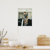 Man werkt uit in een gym 2 poster (Keuken)