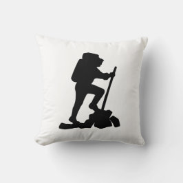 man zwart silhouet met een eenvoudige bergwandelaa kussen
