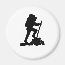 man zwart silhouet met een eenvoudige bergwandelaa magneet