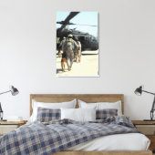 Managers van de militaire werkhond nemen een opte canvas afdruk (Insitu (Slaapkamer))