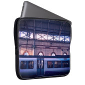 Manchester treinstation laptop sleeve (Voorkant Rechts)