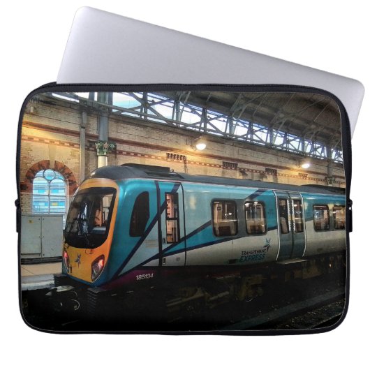 Manchester treinstation laptop sleeve (Voorkant)
