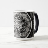 Mandal Art Brew: Sip Serenity Magische Mok (Voorkant rechts)