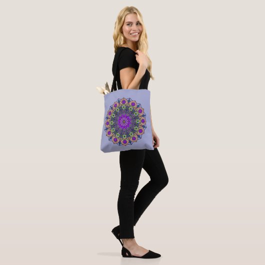 Mandala 12 Violet Peach roze groen op Violet - Tote Bag (Op model)