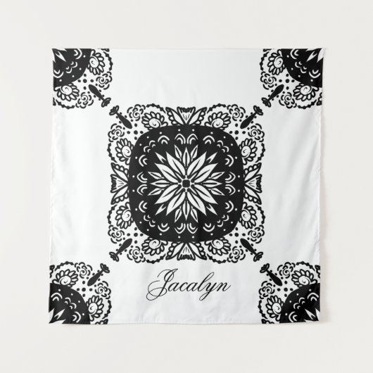 Mandala Black White Floral Name Tapestry Wandkleed (Voorkant)