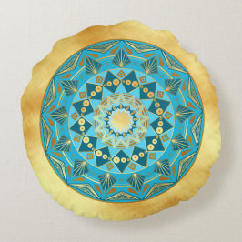 Mandala blauw goud op zachte gouden achtergrond rond kussen