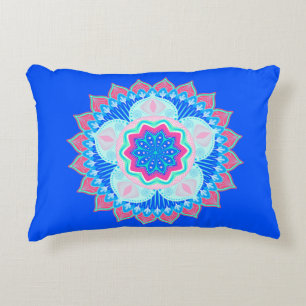 Mandala Blauw Roze op Blauwe Achtergrond Accent Kussen
