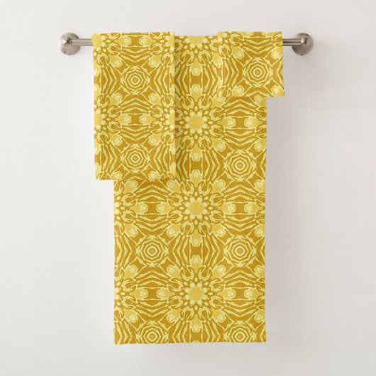 Mandala Flower Pattern - Mustard Gold en Yellow Bad Handdoek (Insitu)