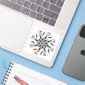 Mandala Geometric Flower Sticker (Laptop met iPhone)