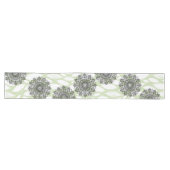 Mandala Leaves: Nature's Harmony Table Runner Lange Tafelloper (Horizontaal)