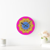 Mandala Magisch Blauw & Goud op Fuchsia Ronde Klok (Huis)