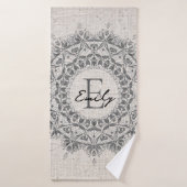 Mandala naam monogram monochroom lichtgrijs badhanddoek (Badhanddoek)