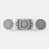 "Mandala" - Ontwerp van het zwarte en witte skateb Skateboard (Horizontaal)