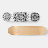"Mandala" - Ontwerp van het zwarte en witte skateb Skateboard (Horizontaal)