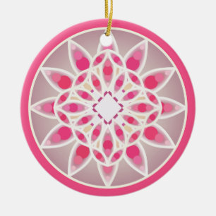 Mandala patroon in hete roze, wit en grijs keramisch ornament