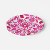 Mandala patroon in schaduwen van roze, maroon papieren bordje (Gekanteld)