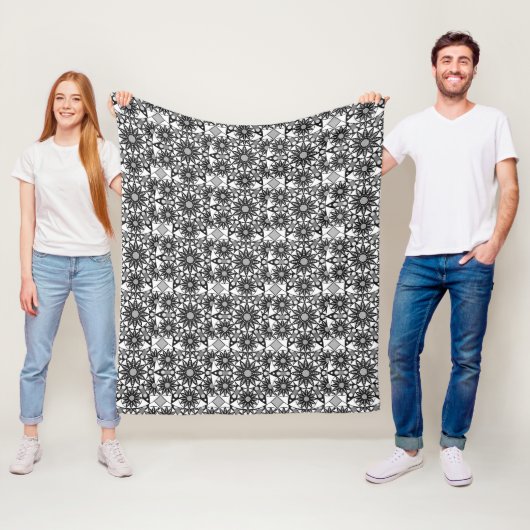 Mandala patroon, zwart, wit en grijs fleece deken (In situ)