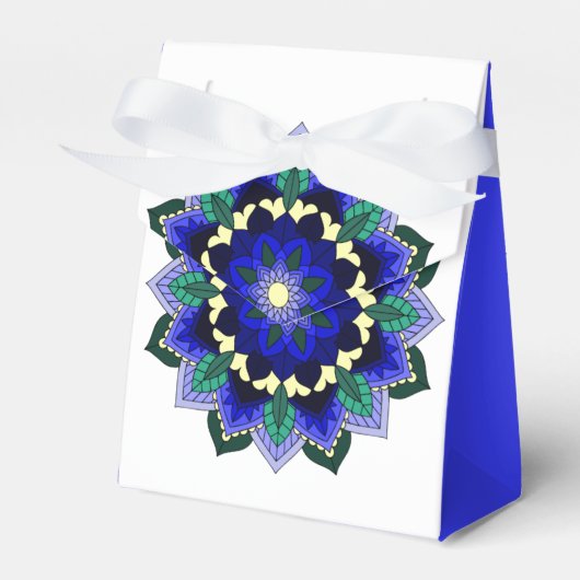 Mandala Pattern 02 in dark blue Favor Box Bedankdoosjes (Voorkant Zijde)