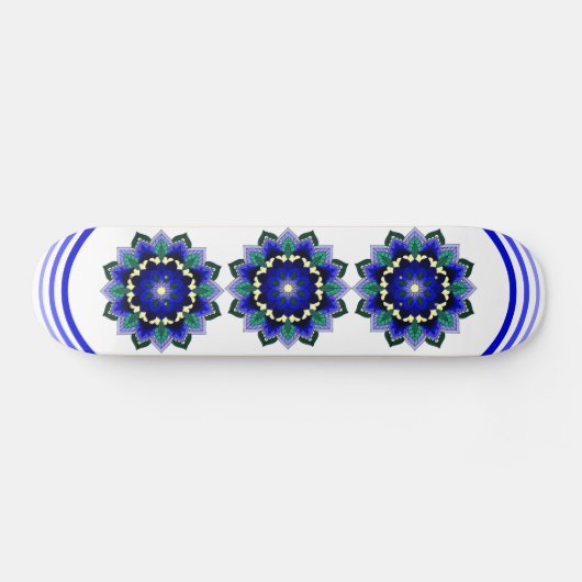 Mandala Pattern 02 in dark blue Skateboard (Horizontaal)