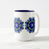 Mandala Pattern 02 in donkerblauw Tweekleurige Koffiemok (Voorkant rechts)