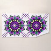Mandala Pattern 02 in paars Badhanddoek (Badhanddoek)