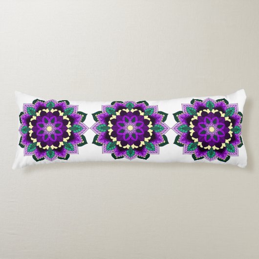 Mandala Pattern 02 in paars Lichaamskussen (Voorkant)