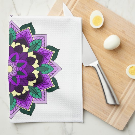 Mandala Pattern 02 in paars Theedoek (Quarter Fold)