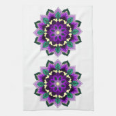 Mandala Pattern 02 in paars Theedoek (Verticaal)