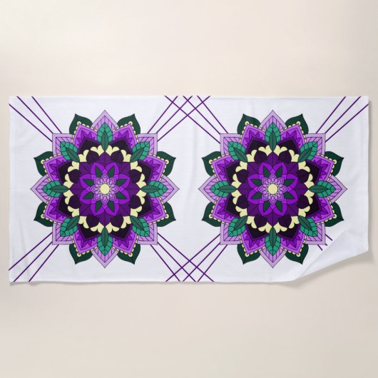 Mandala Pattern 02 in paarse Beach Towel Strandlaken (Voorkant)