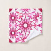 Mandala Pattern in Shades of Pink, Maroon Bad Handdoek (Wasdoekje)