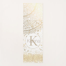 Mandala scannen met gouden sterren op wit yogamat