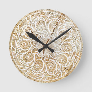 Mandala sur bois ronde klok