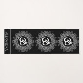 Mandala Zwart Wit OM Symbool Naam Gepersonaliseerd Yogamat (Achterkant (horizontaal))